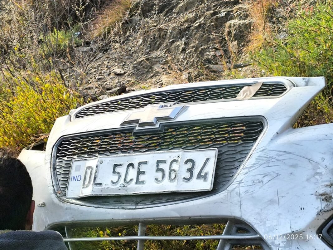 A Couple, Their Minor Child Among 4 Pilgrims Killed in Road Mishap in Kishtwar