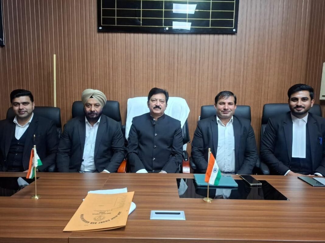 General House of J&K High Court Bar Association, Jammu unanimously extends tenure of Current Bar Team