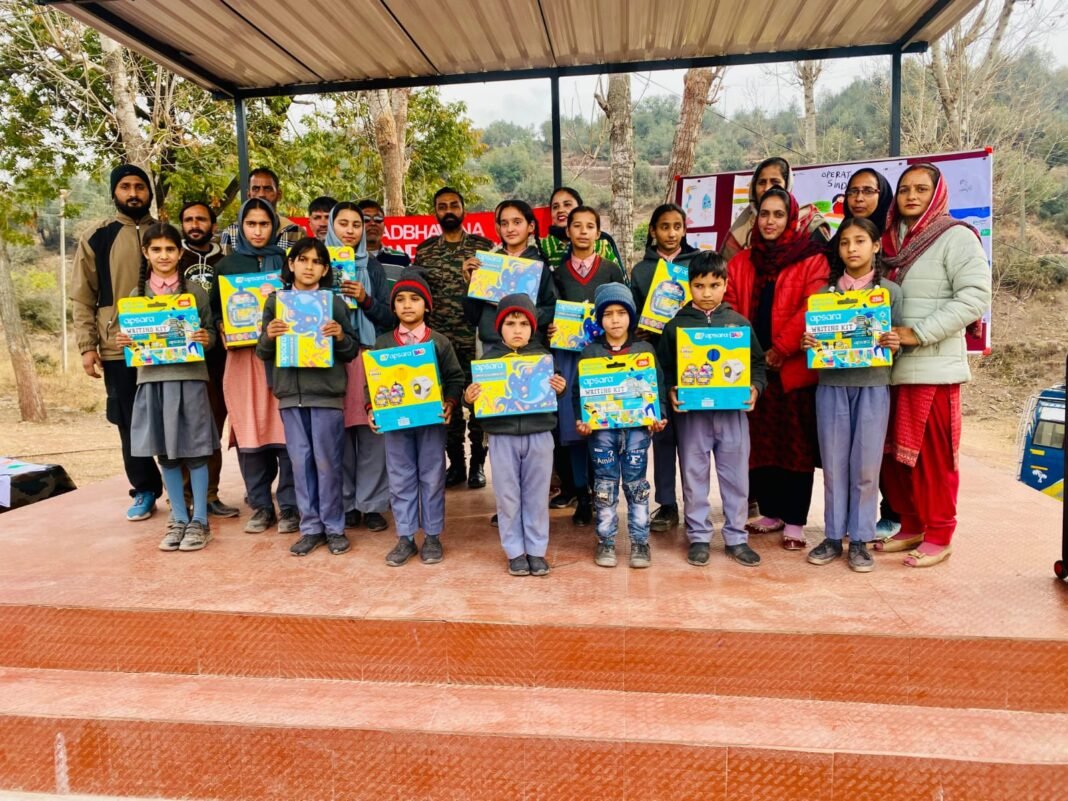 Indian Army Organizes Drawing and Painting Competition at Sagra, Poonch