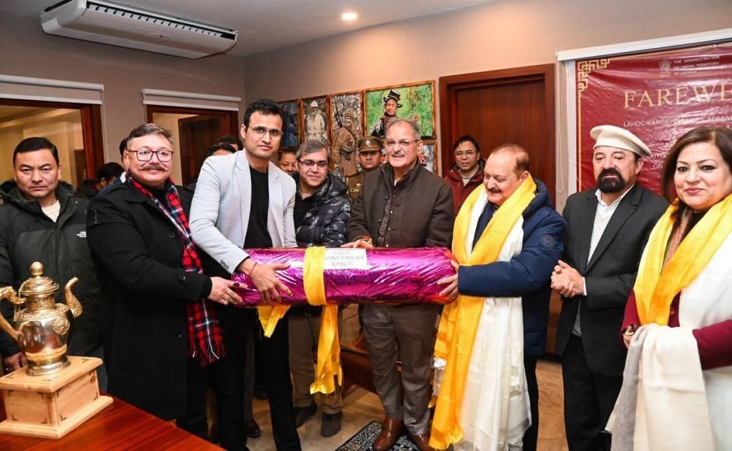 Farewell ceremony organised to honour outgoing Chief Secretary