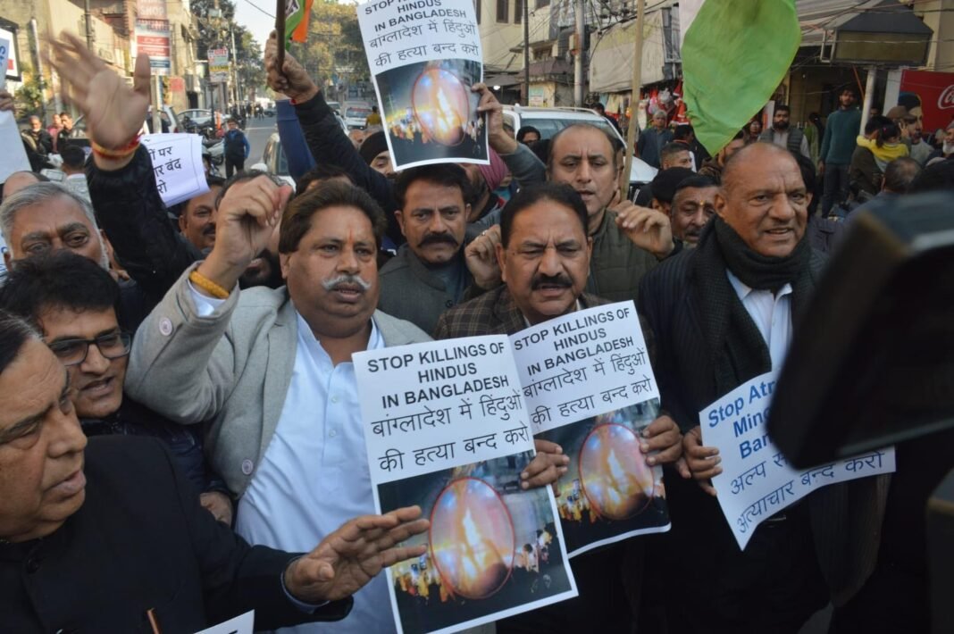 Congress holds protests in Jammu against killing of minorities in Bangladesh
