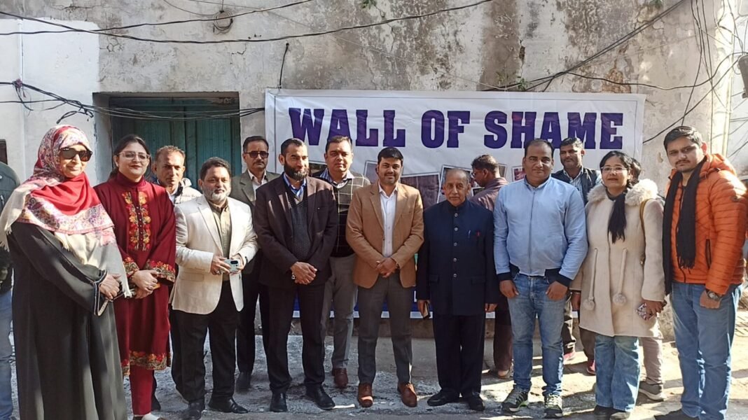 ‘Wall of Shame’ initiative to curb littering, open urination across Jammu City’s public places