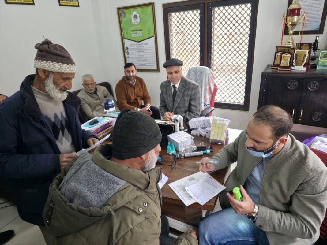 Free Eye Screening & Spectacle Distribution Camp Held in Kishtwar