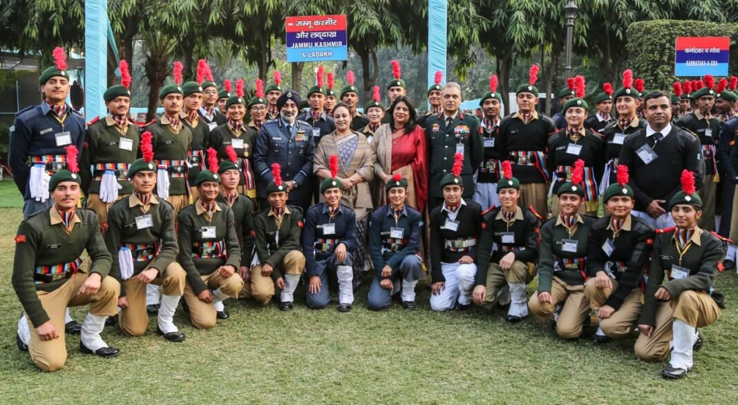 NCC Cadets Interact with Chief of the Air Staff at His Residence