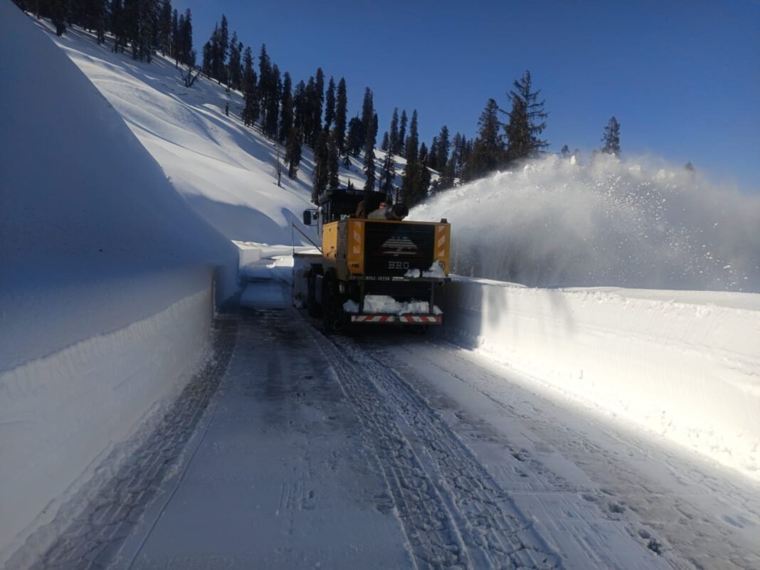 Bhaderwah–Bani–Basohli Reopens After Heavy Snowfall
